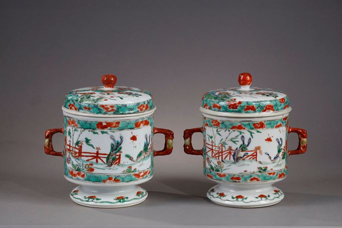 Pair pots and covers with handles in famille verte&quot; porcelain | MasterArt